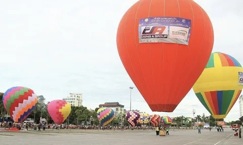 Khai mạc lễ hội khinh khí cầu với chủ đề “Thanh Hóa rực rỡ sắc màu”