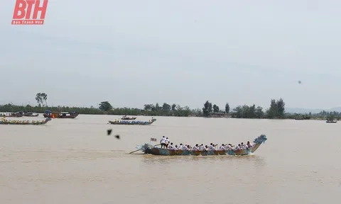 Đặc sắc lễ hội cầu ngư - bơi trải TP Sầm Sơn 2024